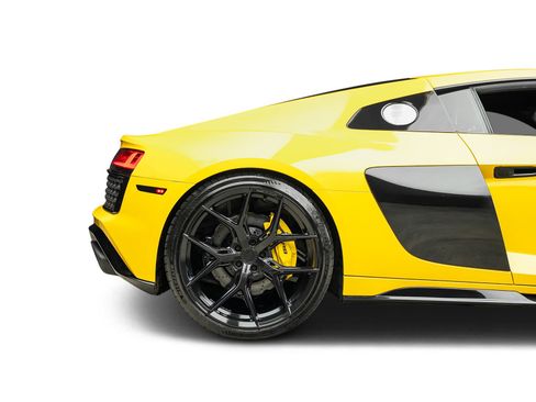 Used 2021 Audi R8 V10 w/ Premium Package image 30