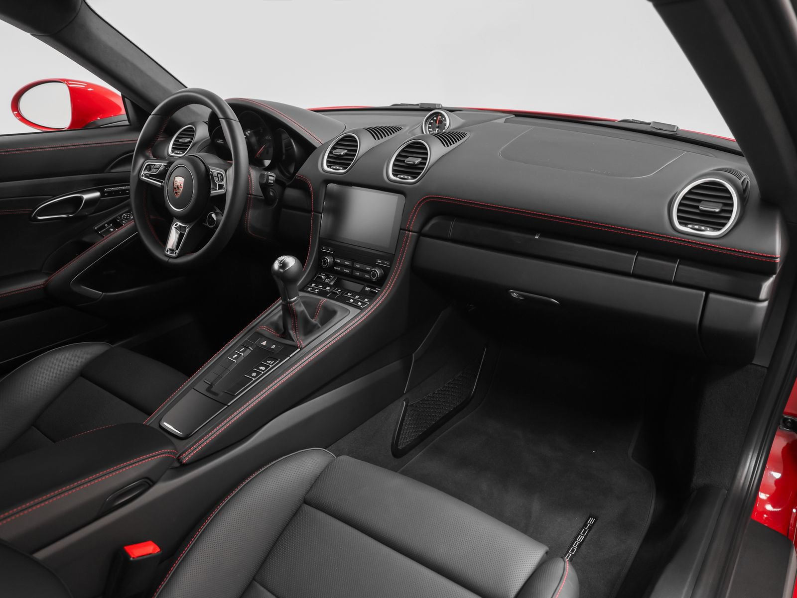 Certified 2025 Porsche 718 Cayman GTS RWD image 27