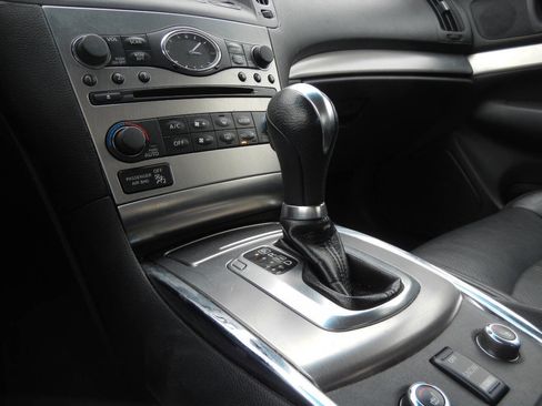 Used 2010 INFINITI G37 x AWD 4dr Sedan image 39