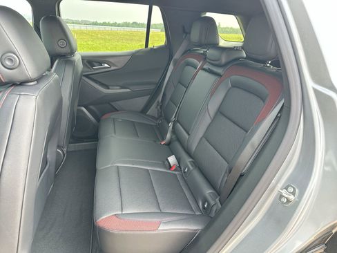 New 2026 Chevrolet Equinox RS FWD image 23