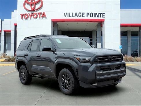 New 2025 Toyota 4Runner SR5 image 8