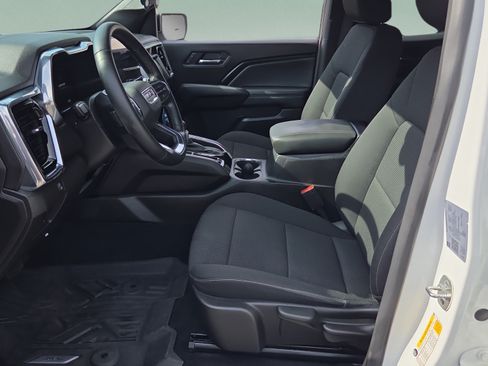 Certified 2024 GMC Canyon Elevation w/ Convenience Package RWD image 9