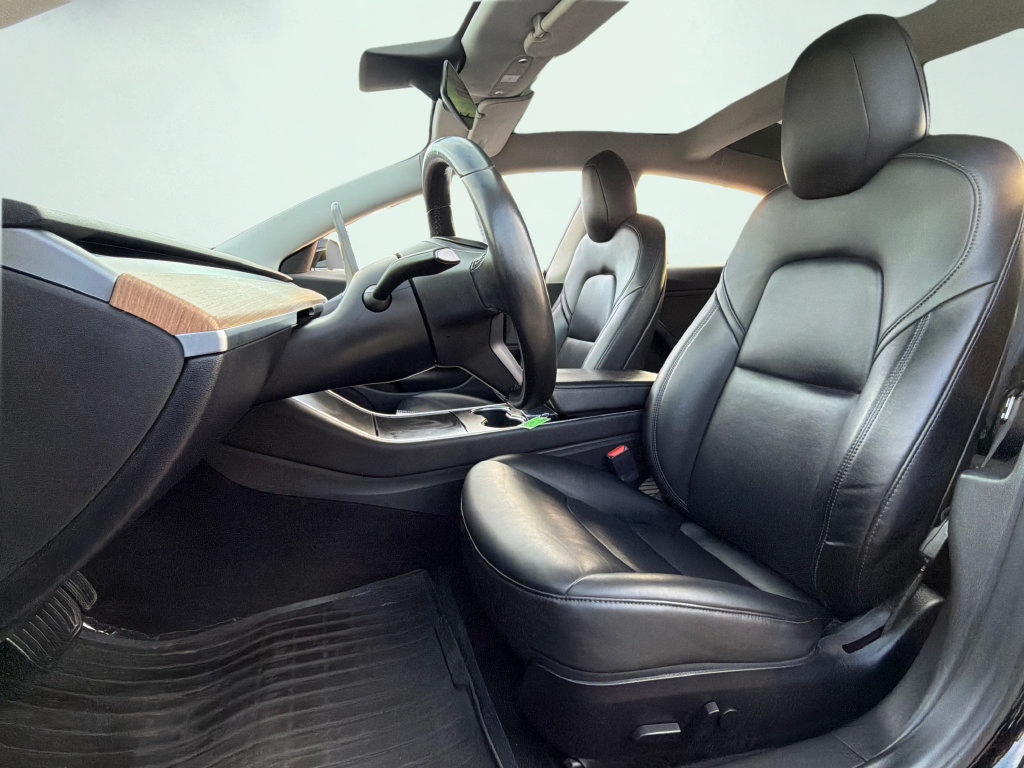 Used 2019 Tesla Model 3 Standard Range Plus RWD image 32