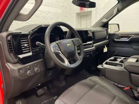 New 2026 Chevrolet Silverado 1500 LT image 17