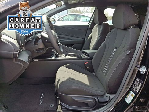 Certified 2025 Hyundai Elantra Sport w/ Cargo Package image 14