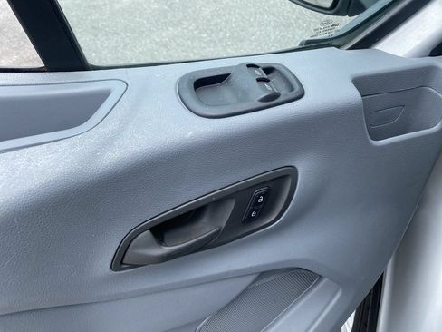 Used 2018 Ford Transit 350 XLT RWD image 18