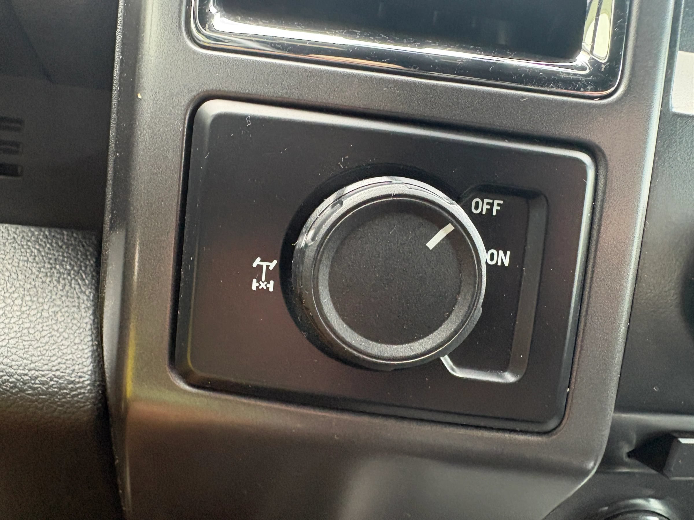 Used 2015 Ford F150 XLT w/ Equipment Group 302A Luxury RWD image 18
