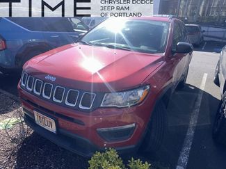 Used 2018 Jeep Compass Sport w/ Tech Group video 1