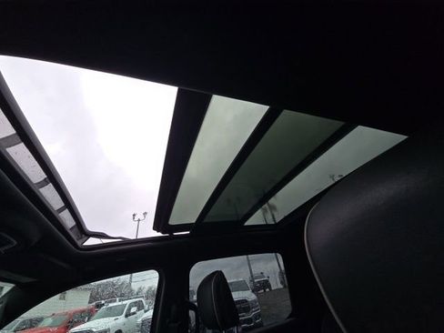 Used 2021 RAM 1500 Limited w/ Night Edition image 8