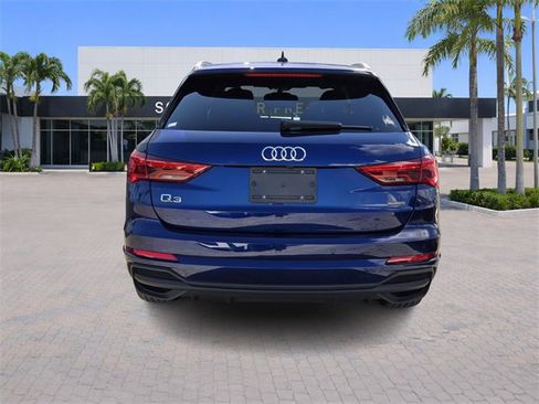 Used 2024 Audi Q3 2.0T Premium w/ Convenience Package image 6