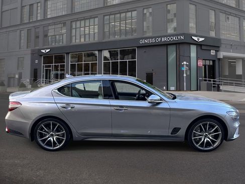 Used 2025 Genesis G70 2.5T AWD/4WD image 6