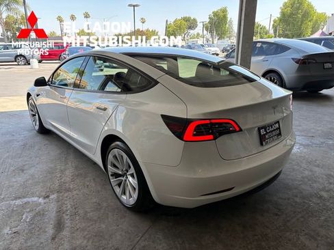 Used 2023 Tesla Model 3 Standard Range RWD image 5