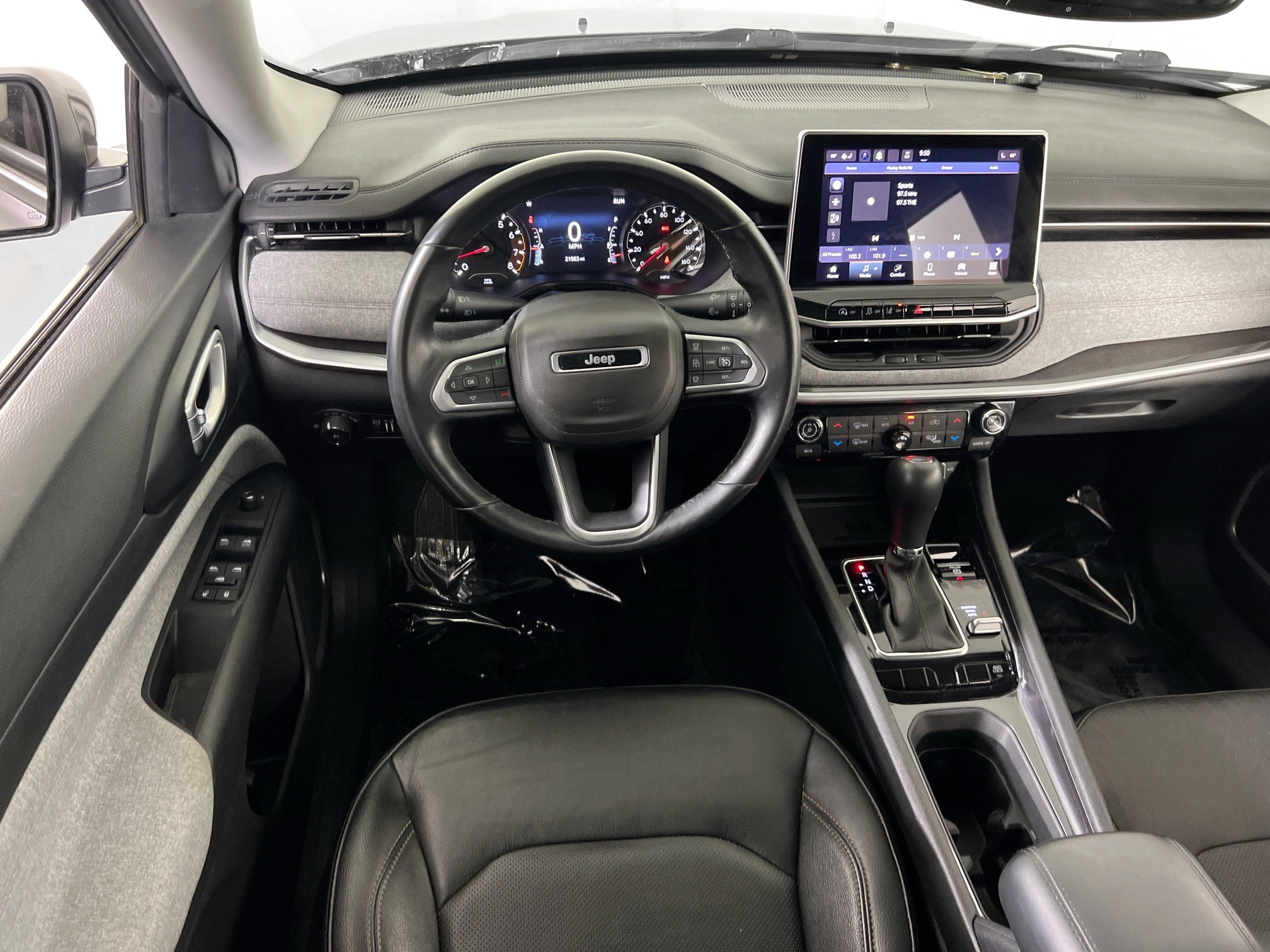 Used 2022 Jeep Compass Latitude AWD/4WD image 20