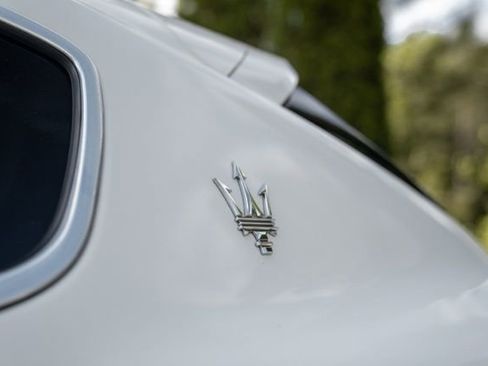 Used 2022 Maserati Levante GT AWD/4WD image 18