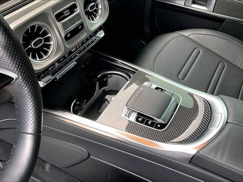 Used 2025 Mercedes-Benz G 550 image 15
