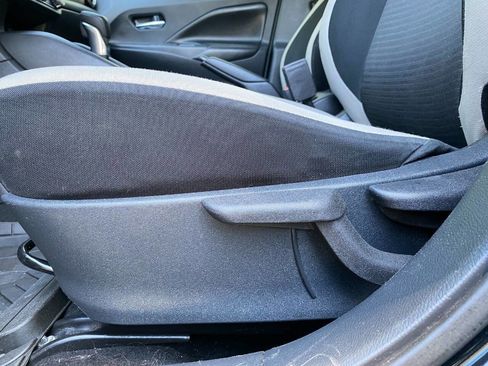 Used 2020 Nissan Versa SV FWD image 26