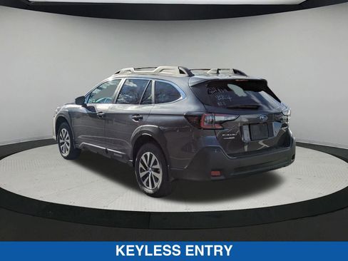 Certified 2025 Subaru Outback Premium image 5