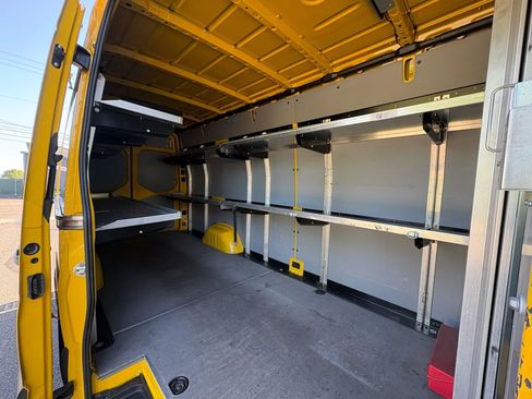 Used 2021 Mercedes-Benz Sprinter 2500 image 21