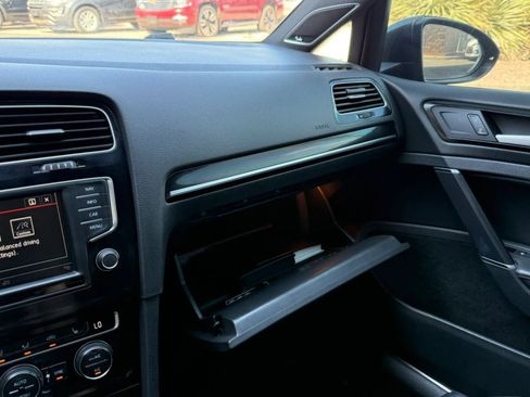 Used 2017 Volkswagen GTI Autobahn FWD image 58