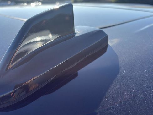 Used 2019 GMC Sierra 1500 AT4 w/ AT4 Premium Package image 9