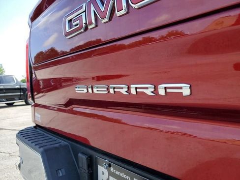 New 2026 GMC Sierra 1500 SLT image 8