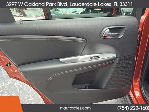 Used 2012 Dodge Journey Crew w/ Driver Convenience Group FWD image 22