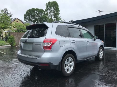 Used 2016 Subaru Forester 2.5i Limited AWD/4WD image 7