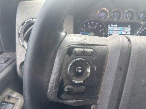 Used 2011 Ford F350 Lariat w/ Lariat Interior Pkg image 8