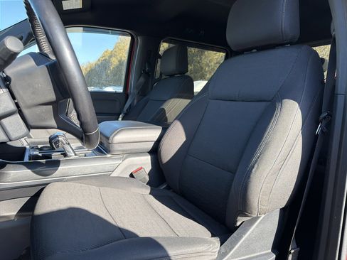 Certified 2022 Ford F150 XLT w/ Equipment Group 302A High image 26