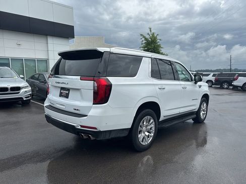Used 2025 GMC Yukon Denali AWD/4WD image 7