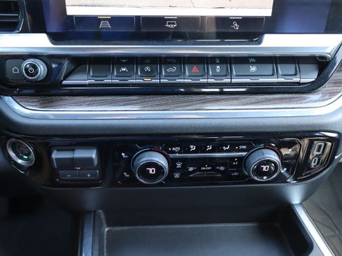 Used 2024 Chevrolet Silverado 1500 RST w/ Convenience Package II AWD/4WD image 29