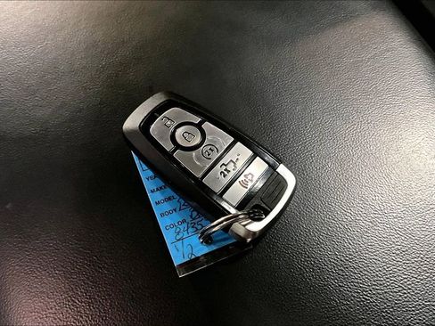 Certified 2023 Ford F150 Raptor w/ Raptor 37 Performance Package AWD/4WD image 29