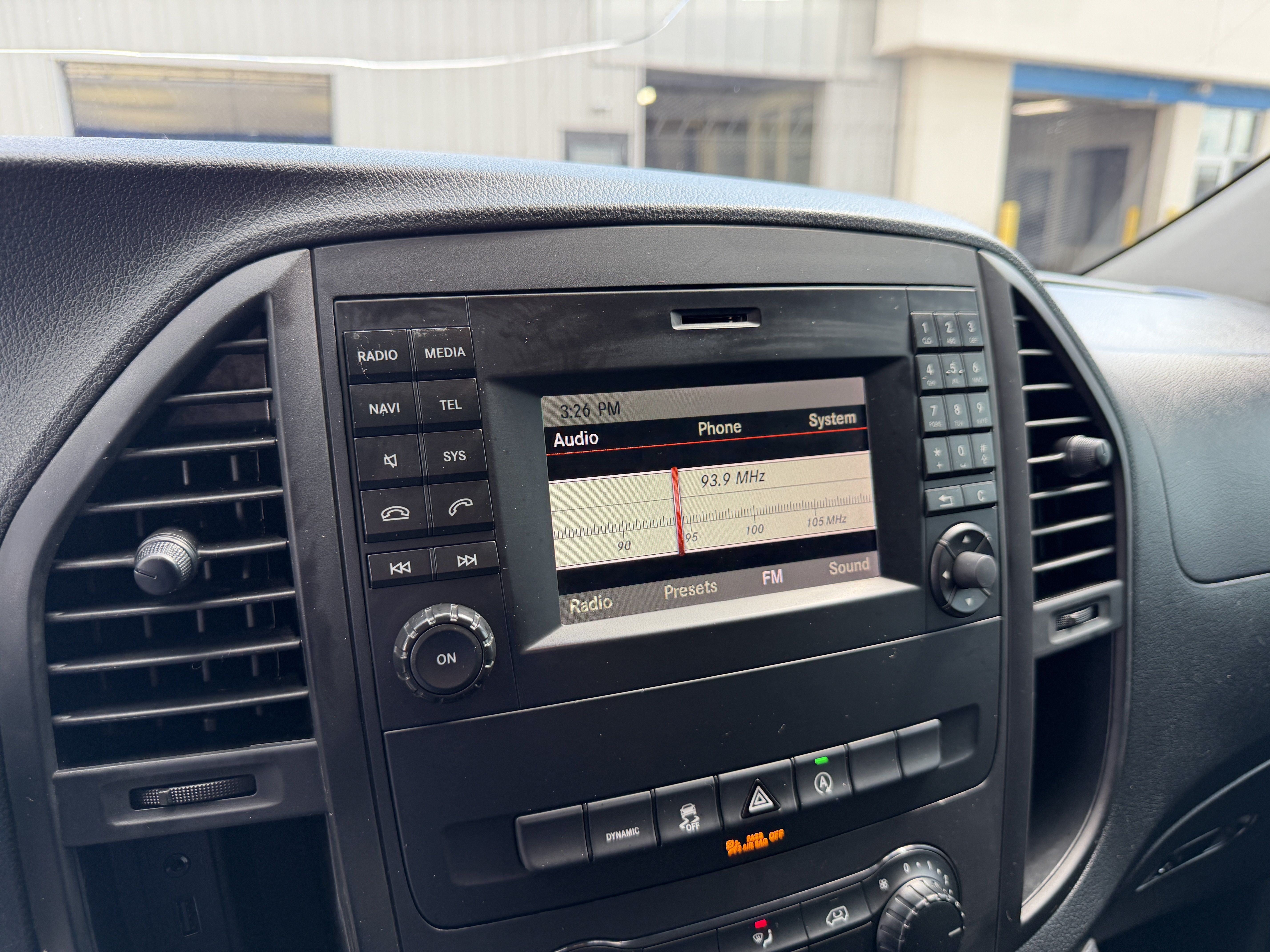 Used 2020 Mercedes-Benz Metris image 16