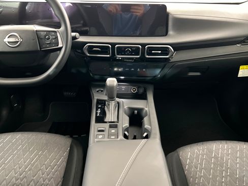New 2026 Nissan Sentra SV w/ Floor Mat Package FWD image 13