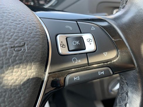 Used 2017 Volkswagen Jetta SE FWD image 17