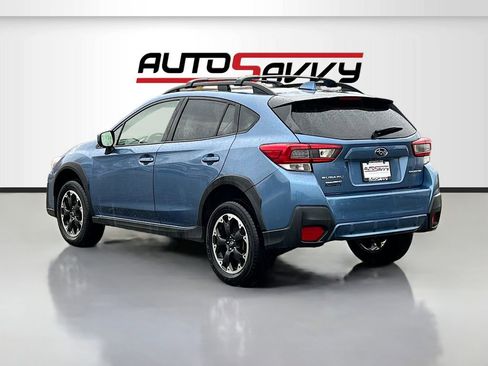 Used 2022 Subaru Crosstrek 2.0i Premium image 5