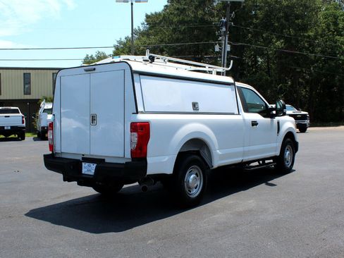 Used 2020 Ford F250 XL w/ Power Equipment Group image 12