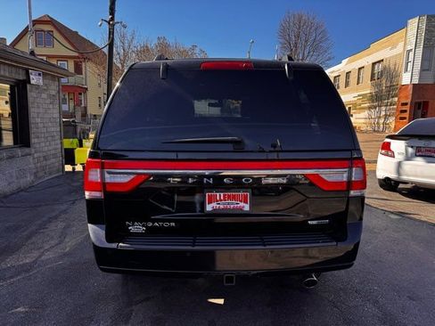 Used 2015 Lincoln Navigator 4WD image 5
