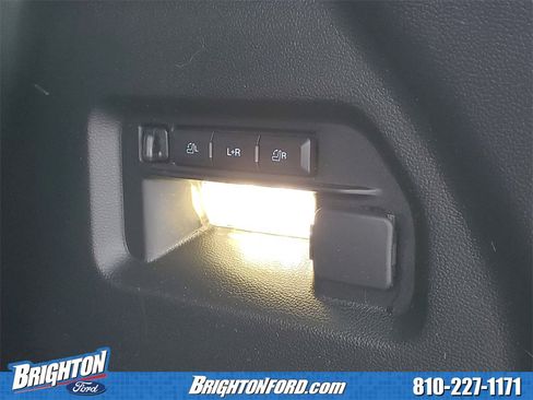 Used 2024 Ford Explorer ST w/ Equipment Group 401A image 7