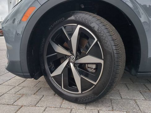 Used 2023 Volkswagen ID.4 S RWD image 36
