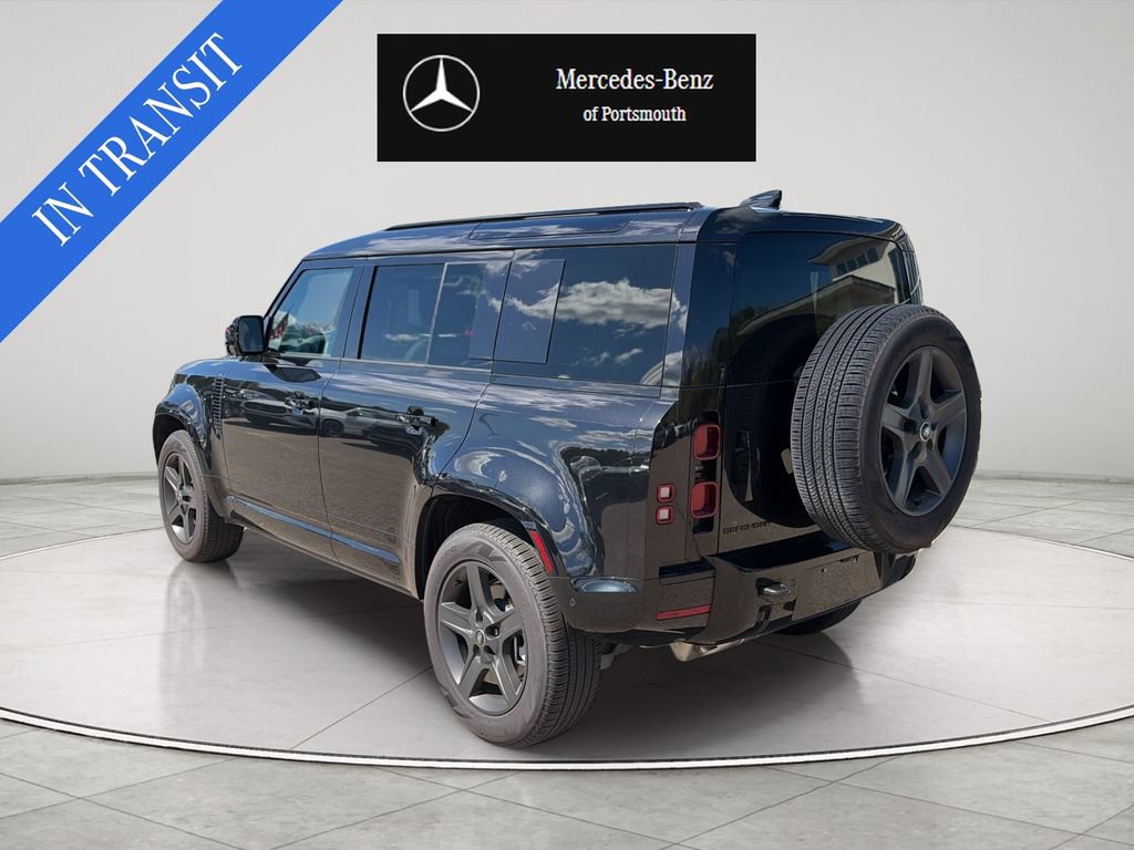 Used 2025 Land Rover Defender 110 X-Dynamic SE AWD/4WD image 3
