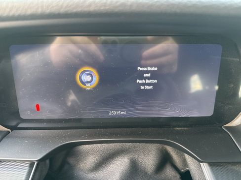 Used 2024 Jeep Grand Cherokee Altitude image 6