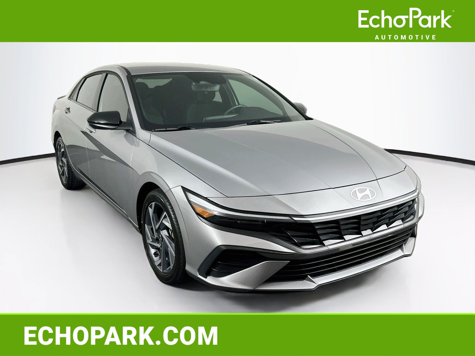 Used 2025 Hyundai Elantra Sport FWD image 1