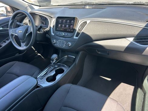 Used 2023 Chevrolet Malibu LT FWD image 33
