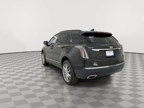 Certified 2022 Cadillac XT5 Sportv w/ LPO, Floor Liner Package AWD/4WD image 8