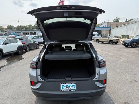 Used 2023 Volkswagen ID.4 Pro RWD image 25