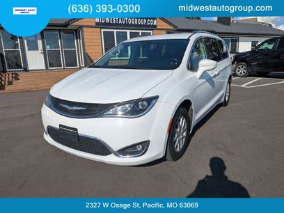 Used 2020 Chrysler Pacifica Touring-L