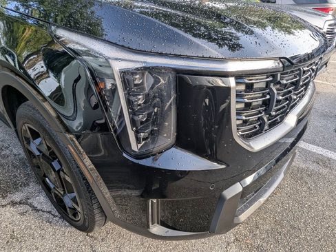 Used 2025 Kia Sorento SX AWD/4WD image 19