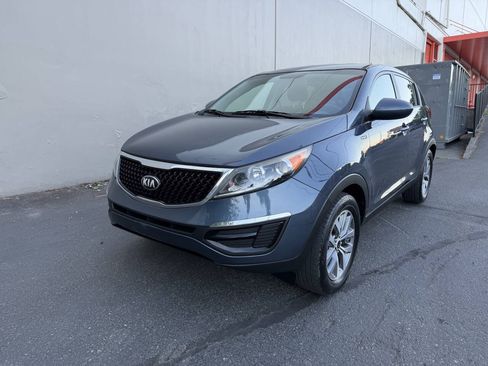 Used 2016 Kia Sportage LX AWD/4WD image 2