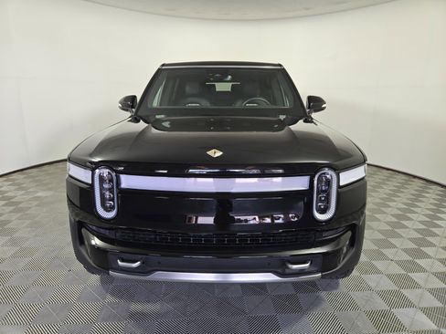 Used 2024 Rivian R1S Adventure image 8